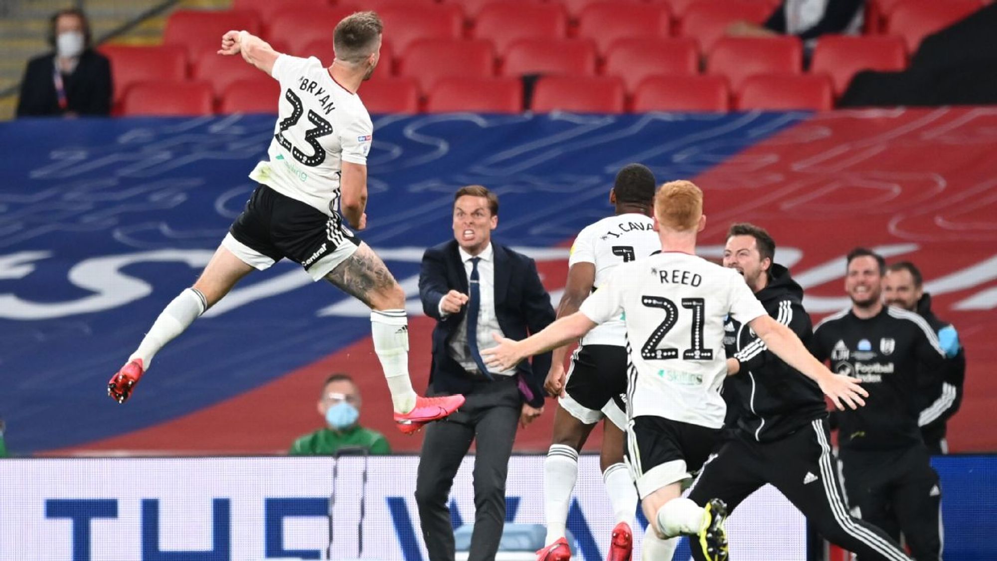 凯尔特人锋线告急转向班福德安德莱赫特转会失败后自由市场寻枪