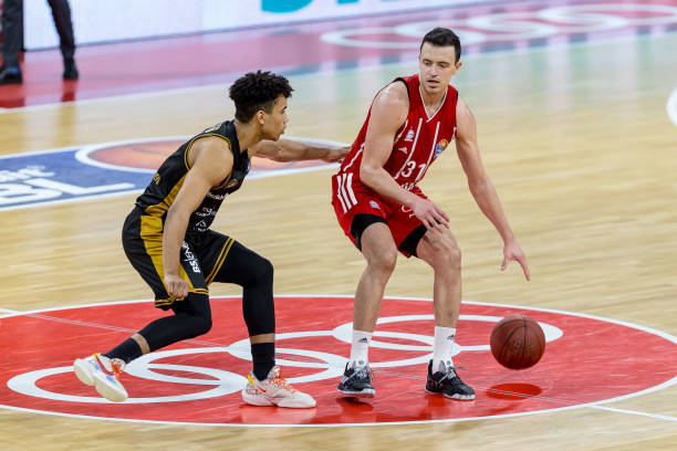 逐渐展现出 逐渐展现出